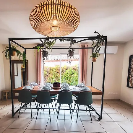 Villa Au Cœur Des Vignes, Aramonie, Piscine Privée *
