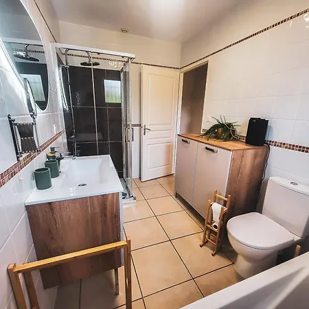 Au Cœur Des Vignes, Aramonie, Piscine Privée